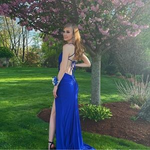 selling my beloved senior prom dress! not hemmed!!